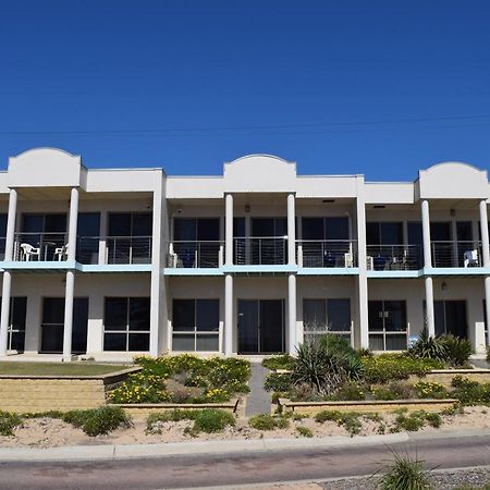 Christies Seahorse Holiday Townhouses Port Noarlunga Exterior foto